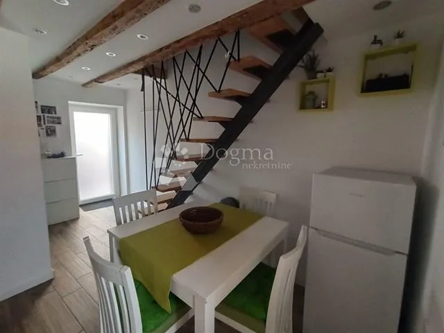 novouređeni apartman baška stara jezgra - slika 4
