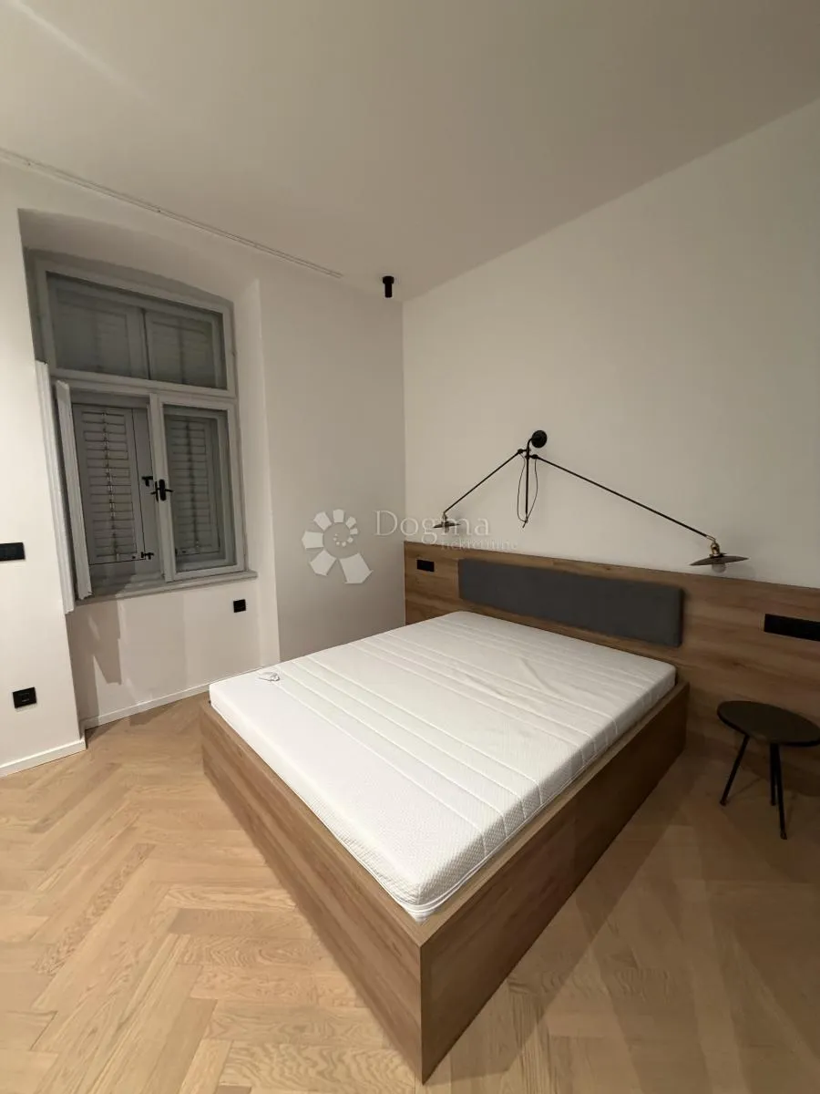 pula, centar - 3 spavaće -3 kupaone - slika 10