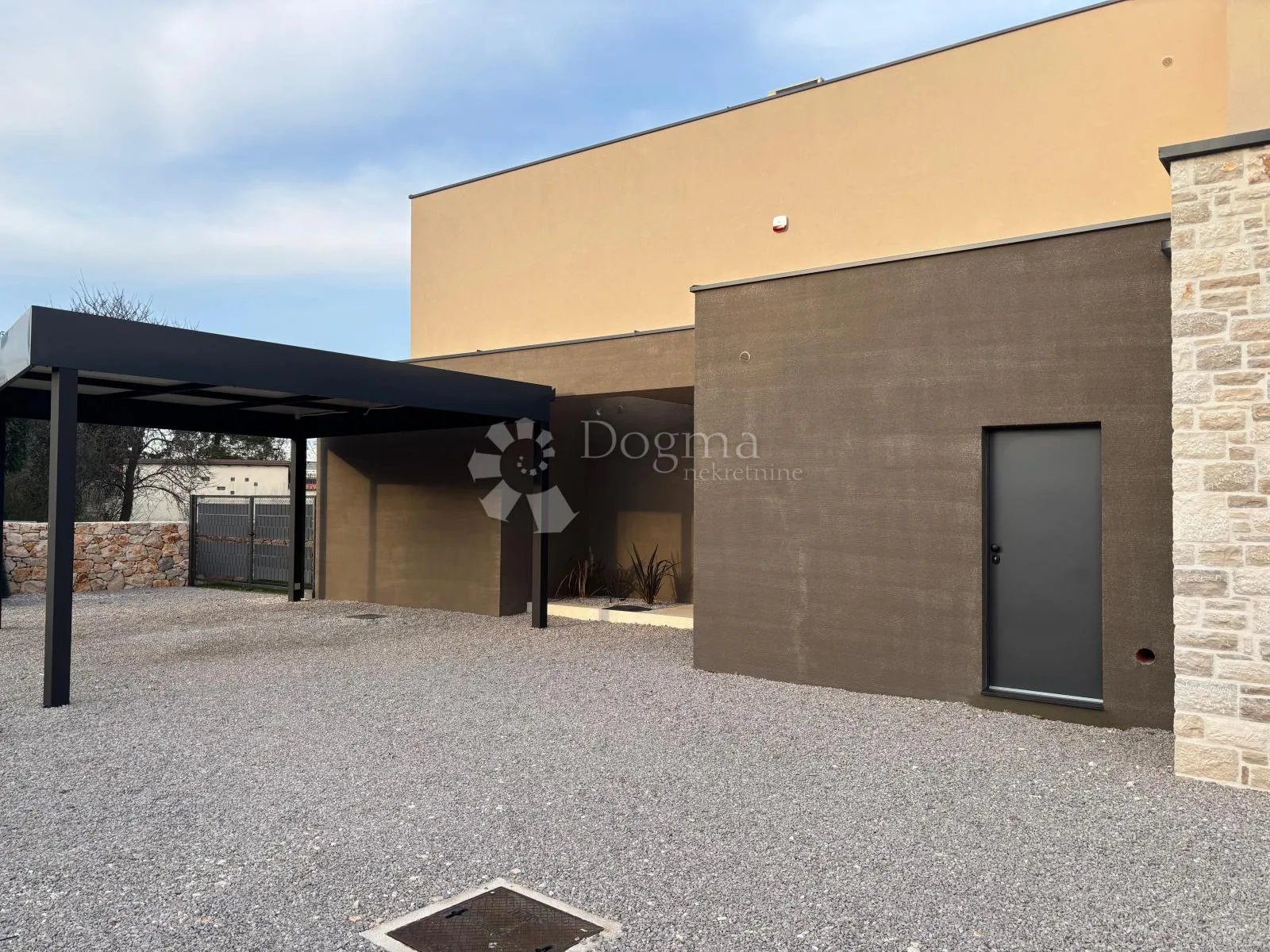 rovinj okolica, luksuzna vila s bazenom i 3 ss - slika 33