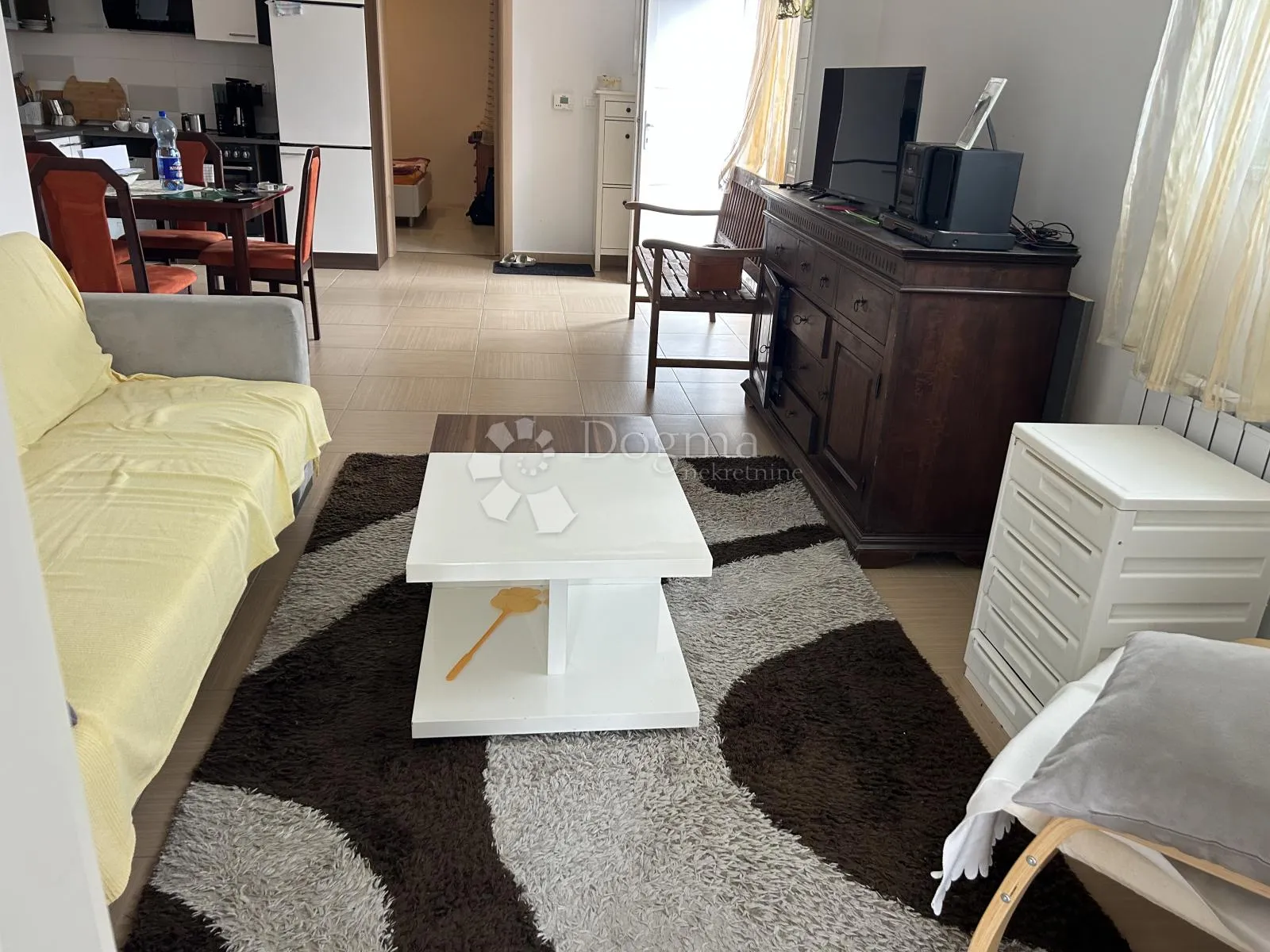 srdoči prizemni stan sa puno potencijala - slika 5