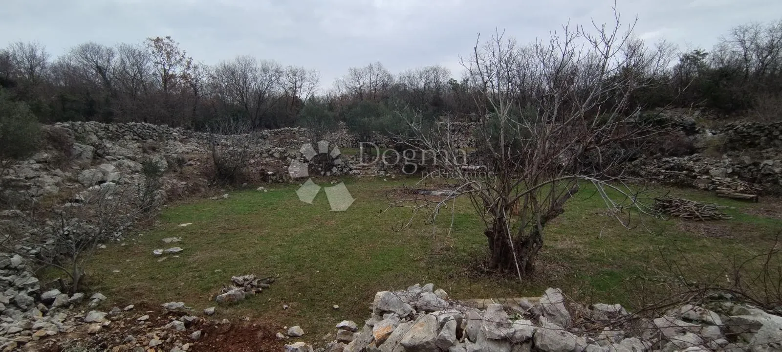 poljoprivredno zemljište blizu građevinske zone - kornić - slika 2