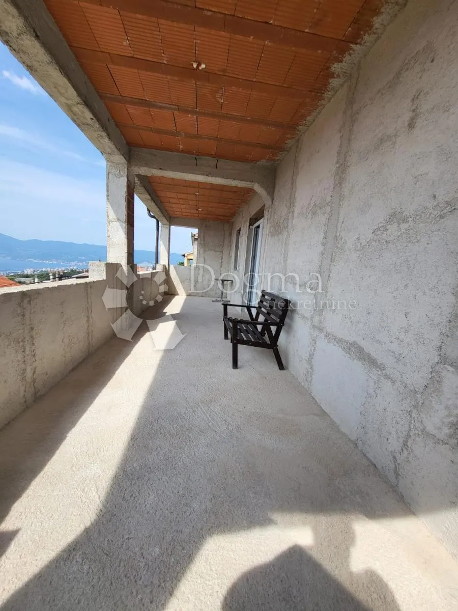 pulac, samostojeća kuća sa tri stana - slika 20