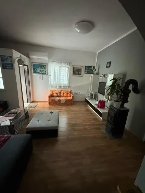 atraktivan stan sa panoramskim pogledom na more - slika 7