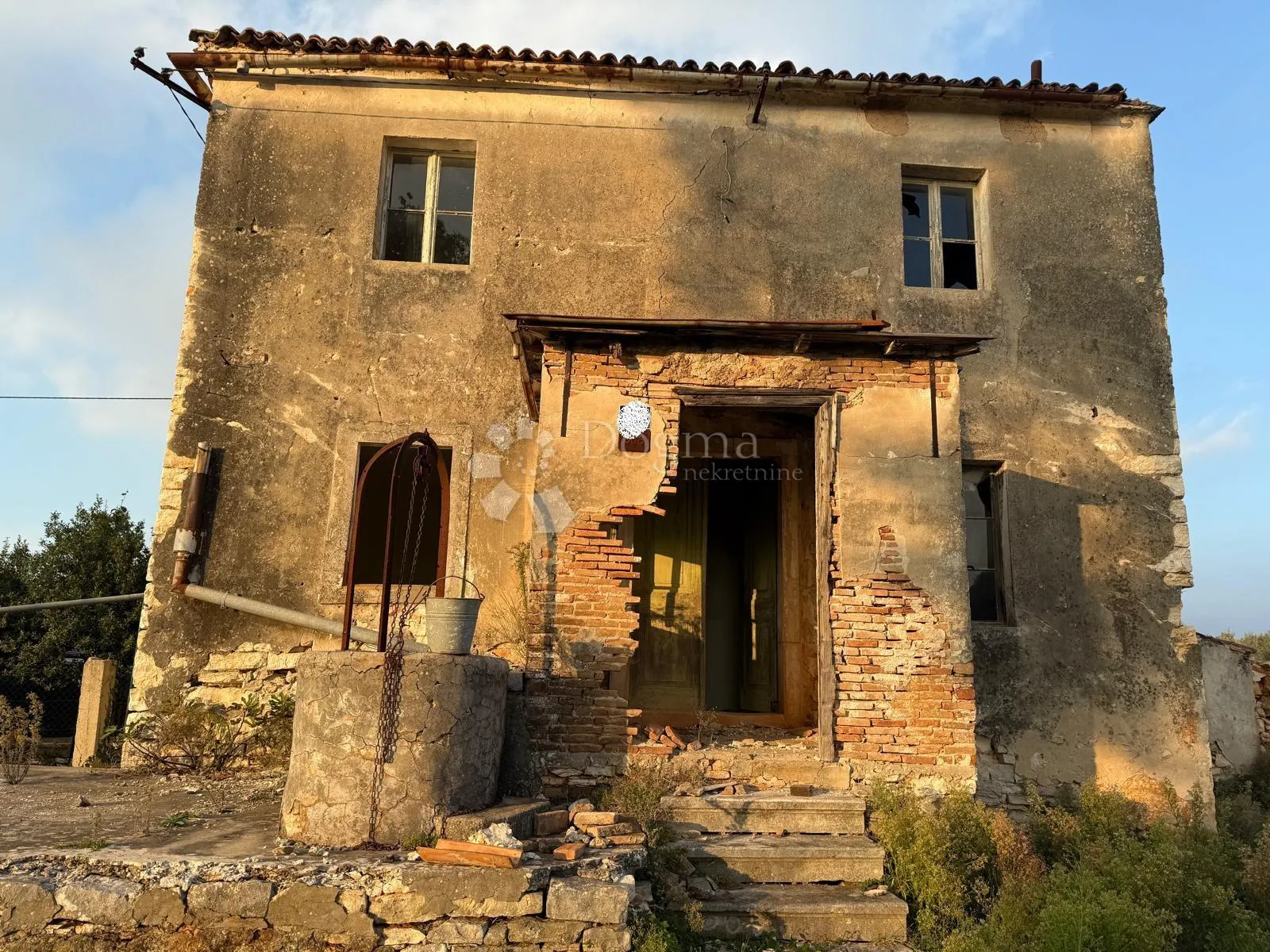 kuća za kompletnu renovaciju na 541 m2 okućnice - slika 4