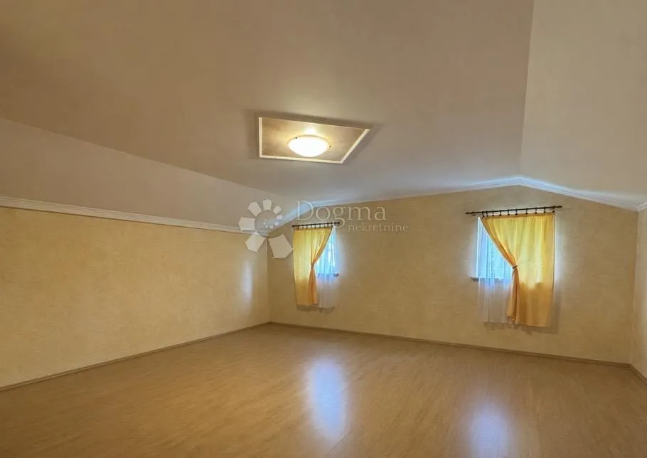 uredan poslovni prostor / kozala/ 108 m2 - slika 4