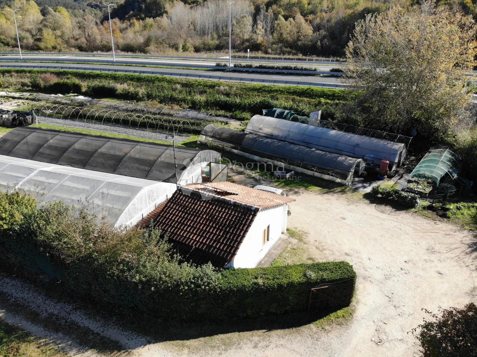 atraktivno zemljište s funkcionalnim poljoprivrednim poslom - slika 9