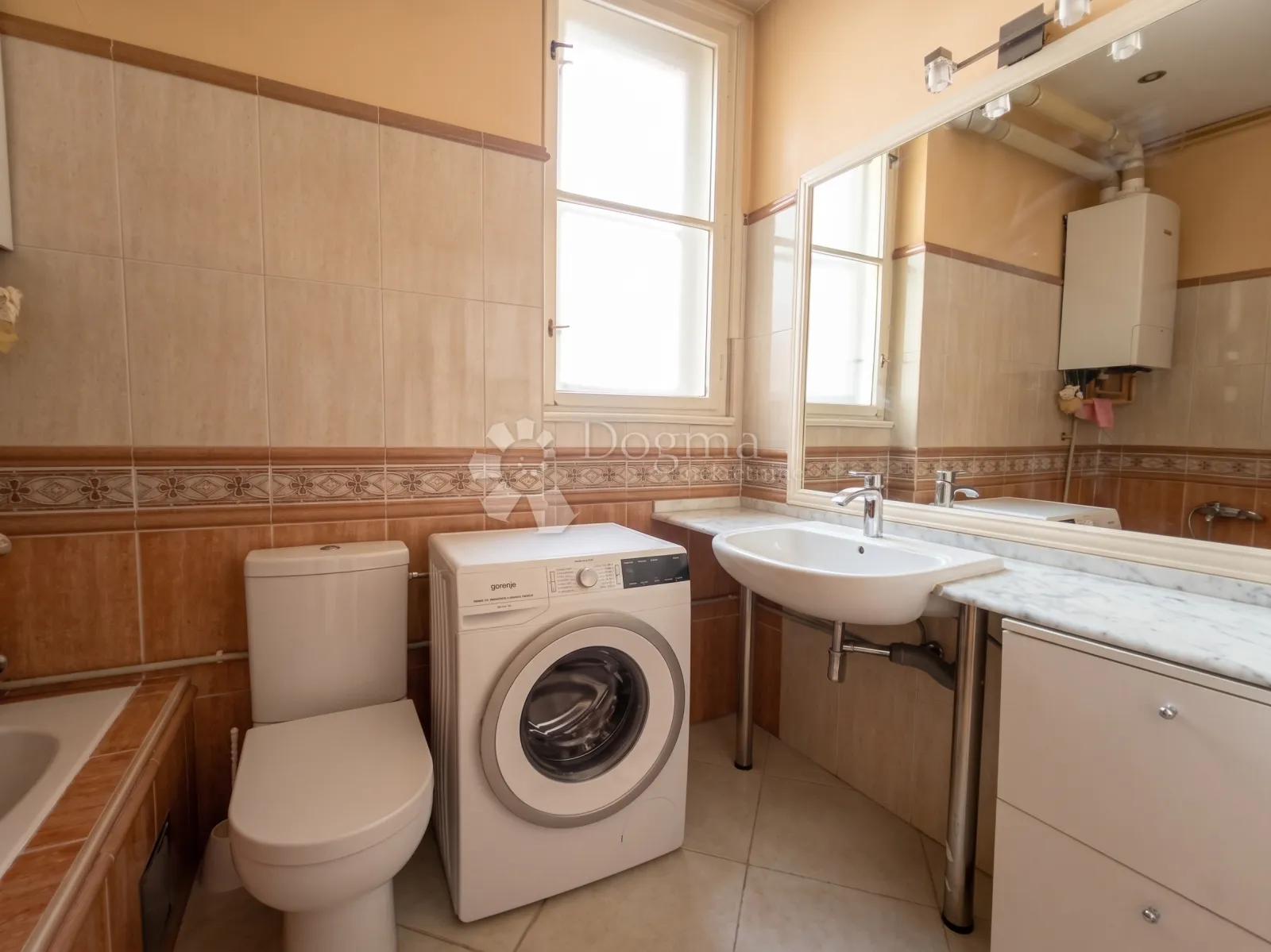 stan centar 102m2 - slika 9