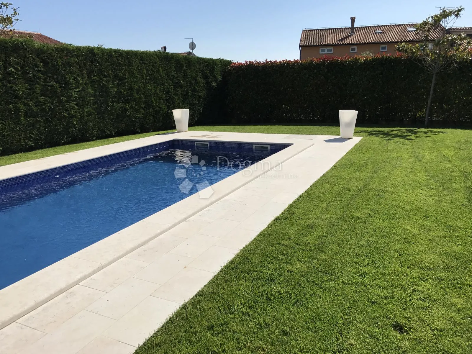 poreč (okolica) - moderna vila blizu mora - slika 18