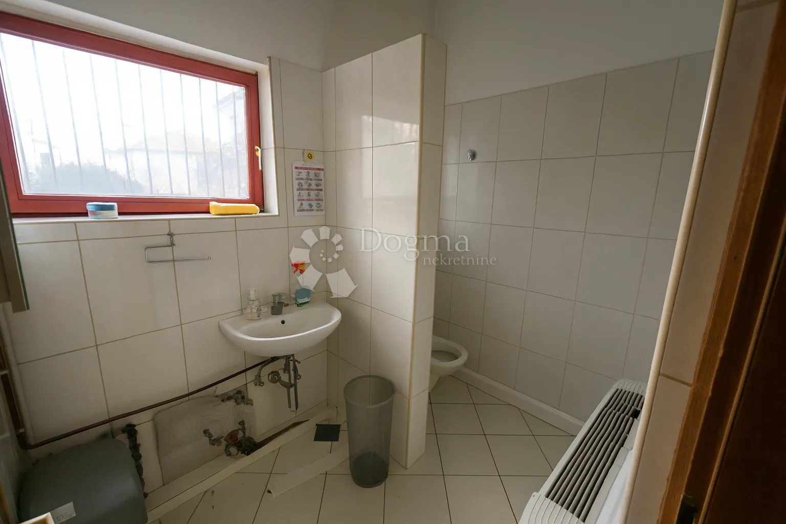 poslovni prostor 170 m² za najam na vrhunskoj lokaciji - slika 6