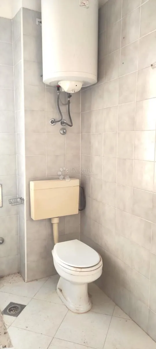 belveder – 3s+db s velikim dnevnim prostorom (32 m²), balkon, projekt adaptacije i nova pvc stolarija uključena - slika 15