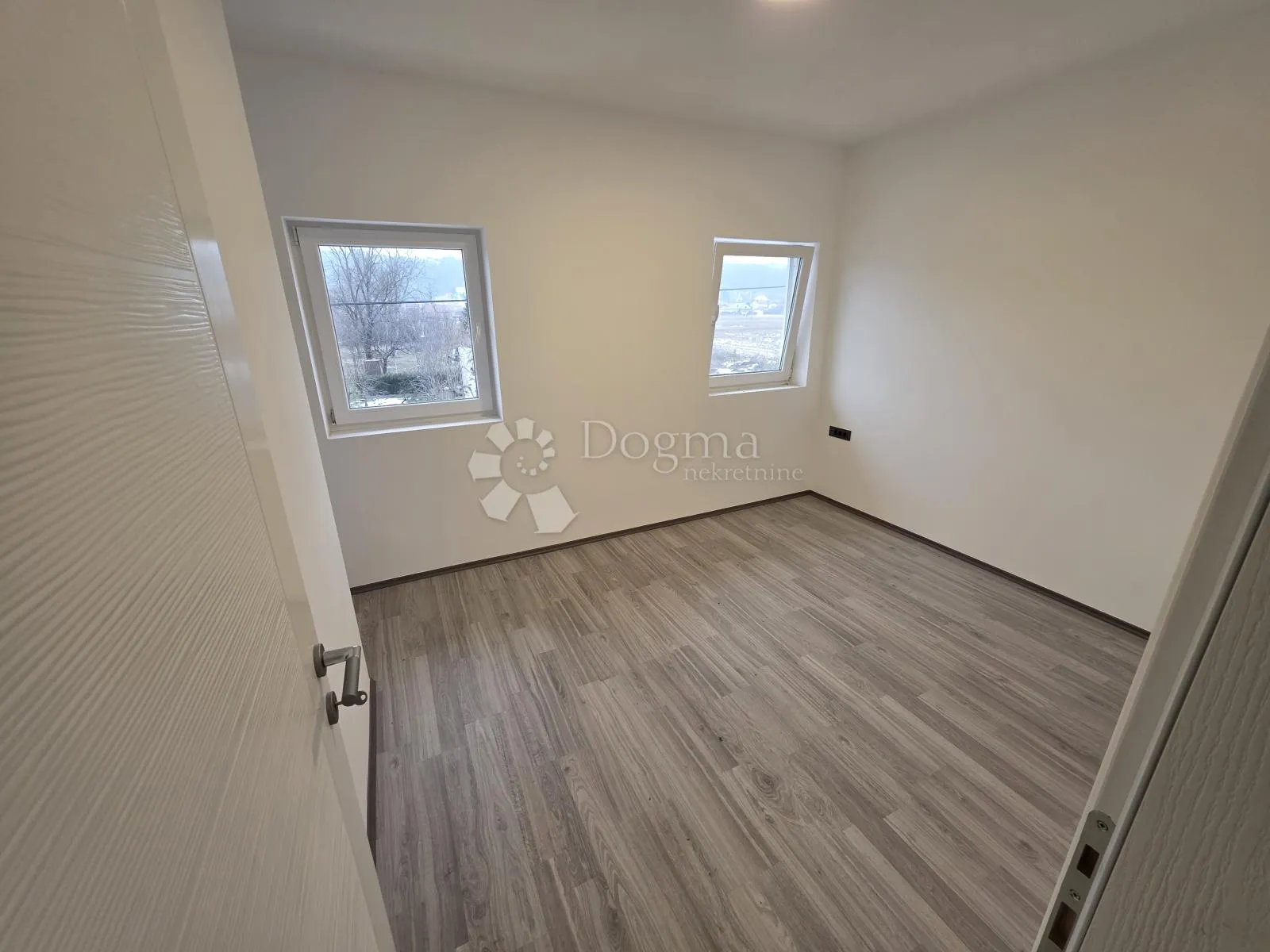 u popunosti renoviran stan sa okućnicom u zlataru površine 96m² - slika 2