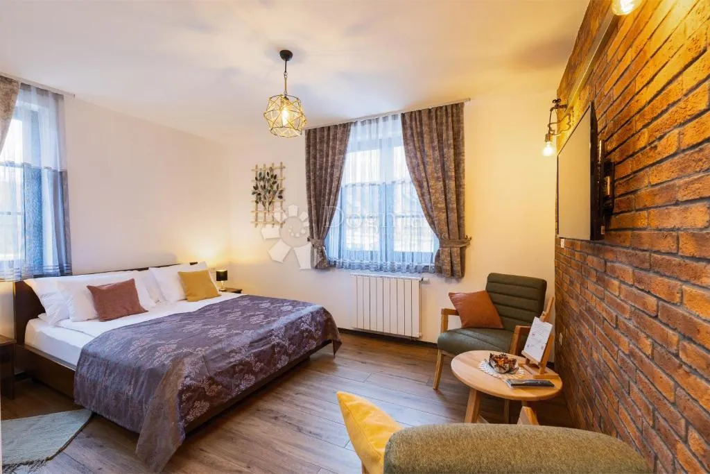 odličan manji hotel sa uigranim poslom - slika 41