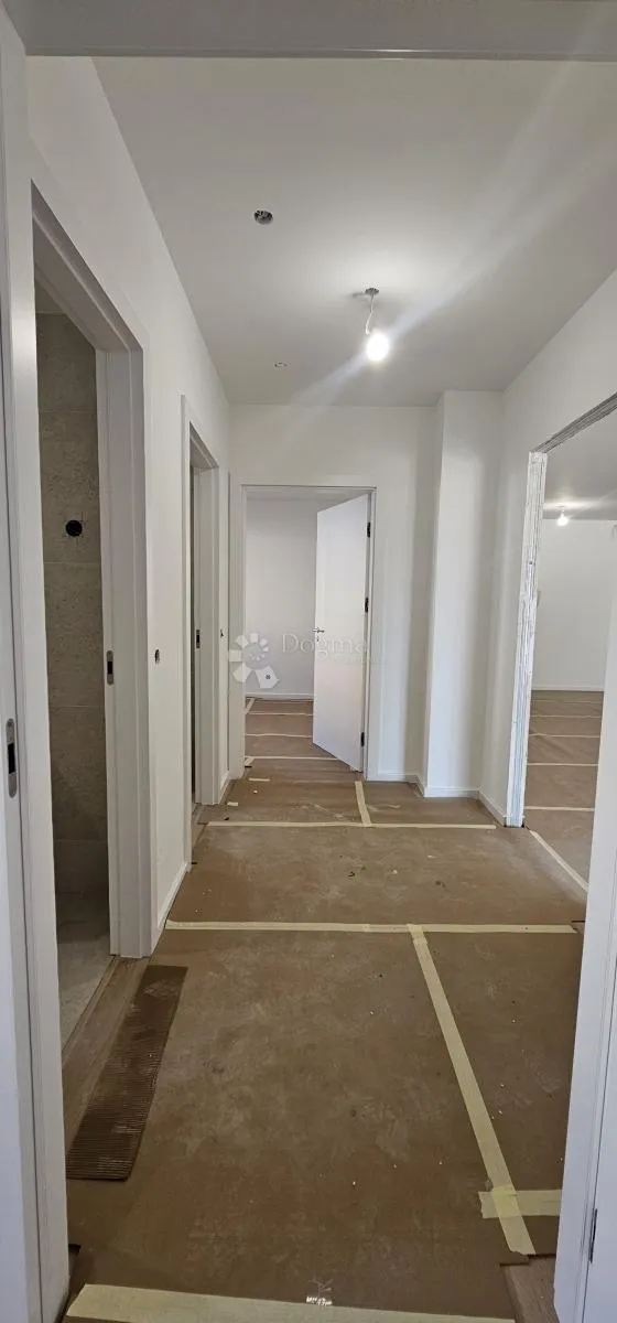 prodaja — luksuzni dvoetažni apartman u senju — top lokacija - slika 8