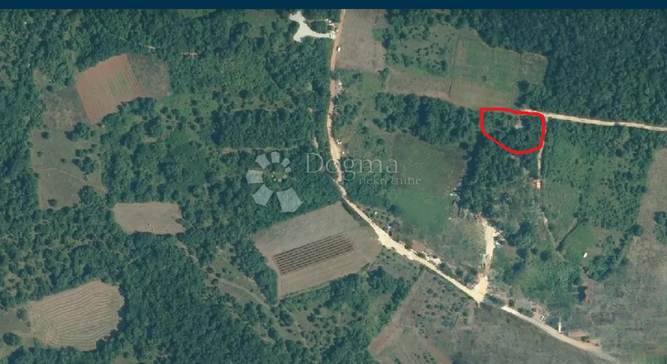 građevinsko 1156m2 u mirnom području, 5 min od autoceste - slika 3