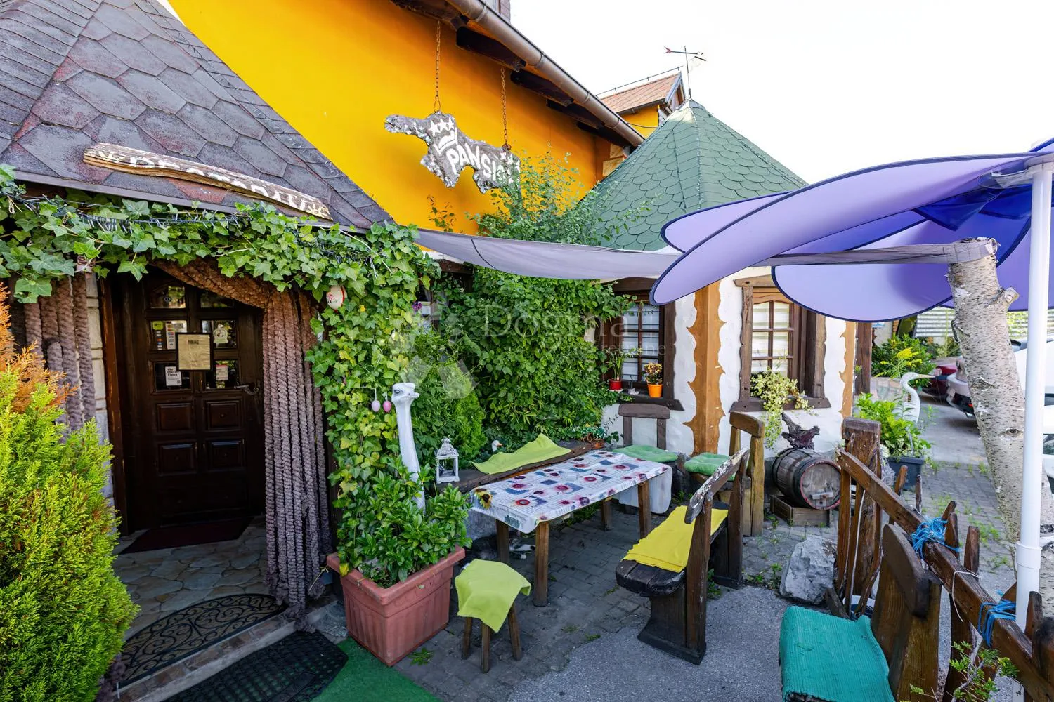 prilika za investiciju: uhodani obiteljski hotel s mini zoo vrtom u srcu zagorja - slika 24