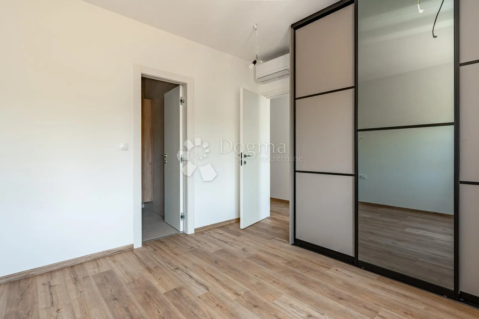 privatna vila 1 s pogledom na more - malinska - slika 12