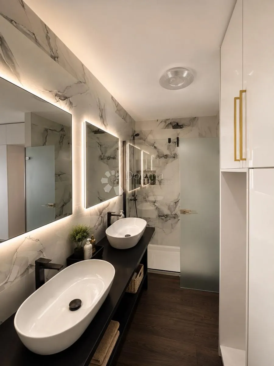 prestižna adresa punta skala (petrčane) 70 m od mora, renoviran stan 77m2 - slika 19