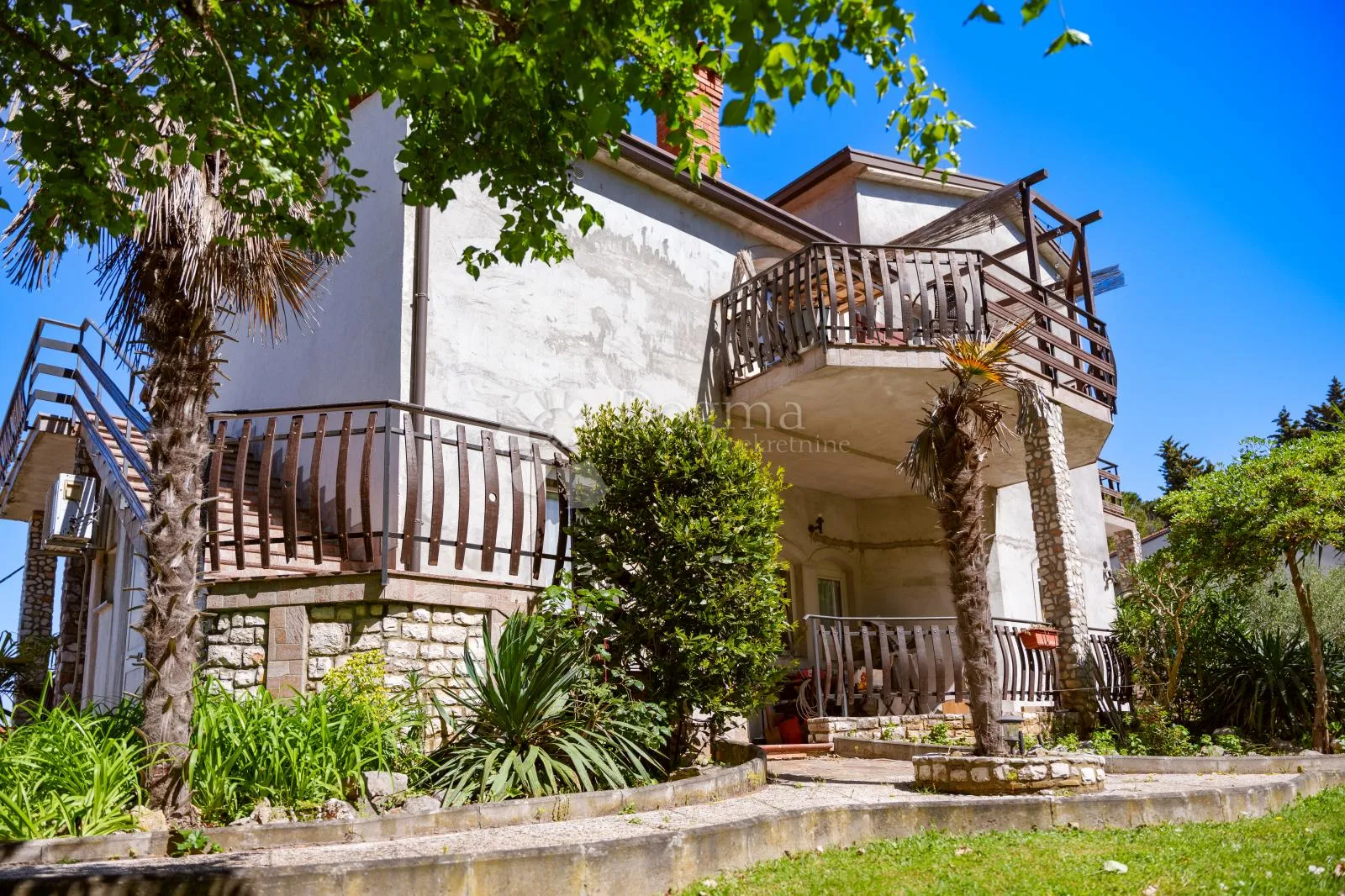 kuća sa 4 apartmana blizu mora - slika 3
