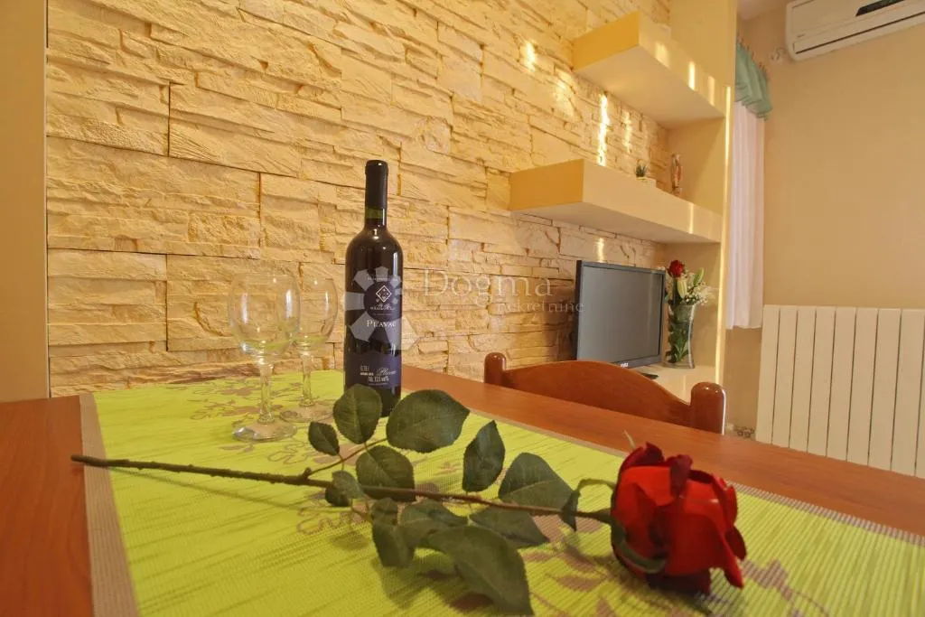 apartmanska kuća u blizini mora i plaže - sukošan - slika 29