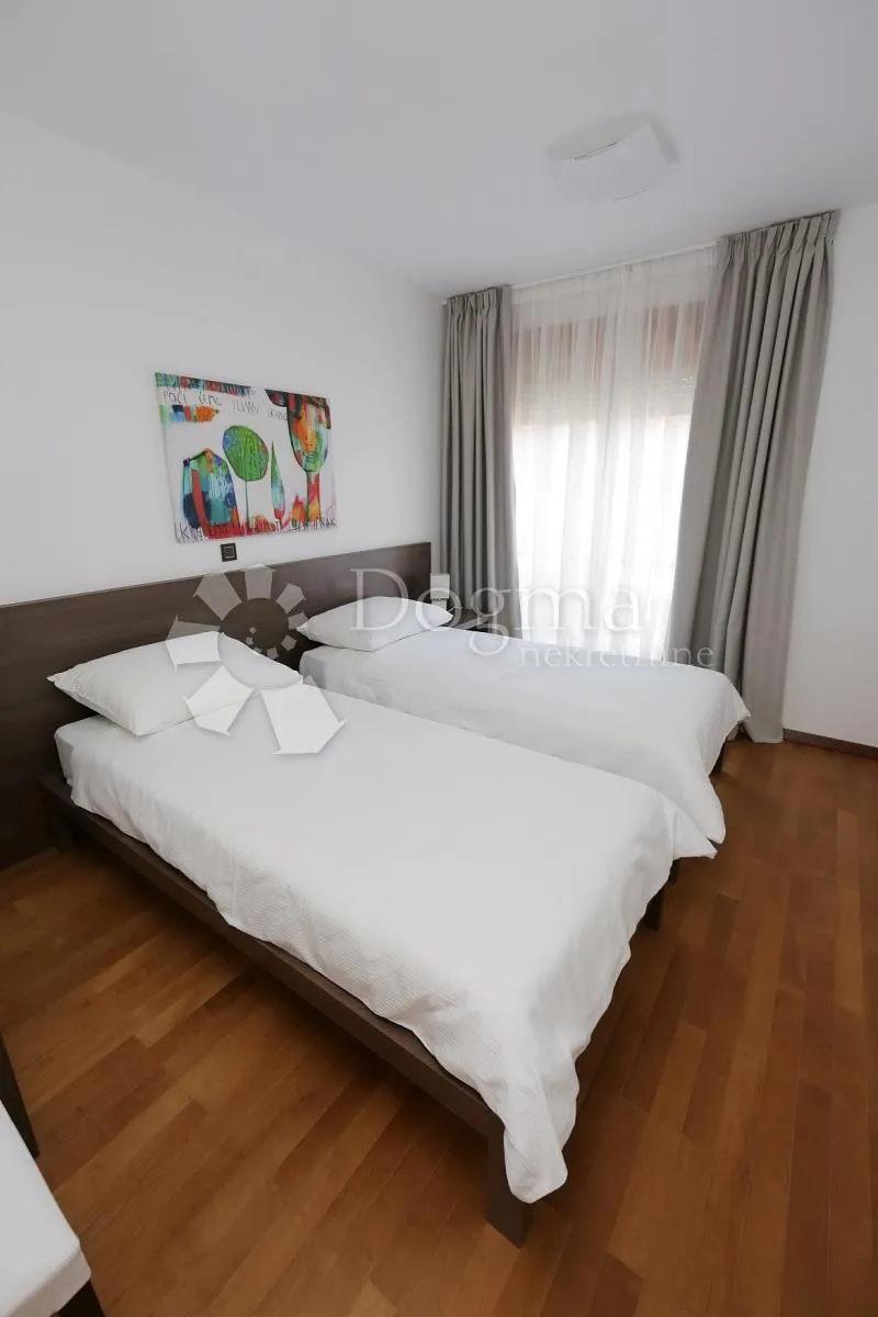apartman uz more 108m2 - slika 17