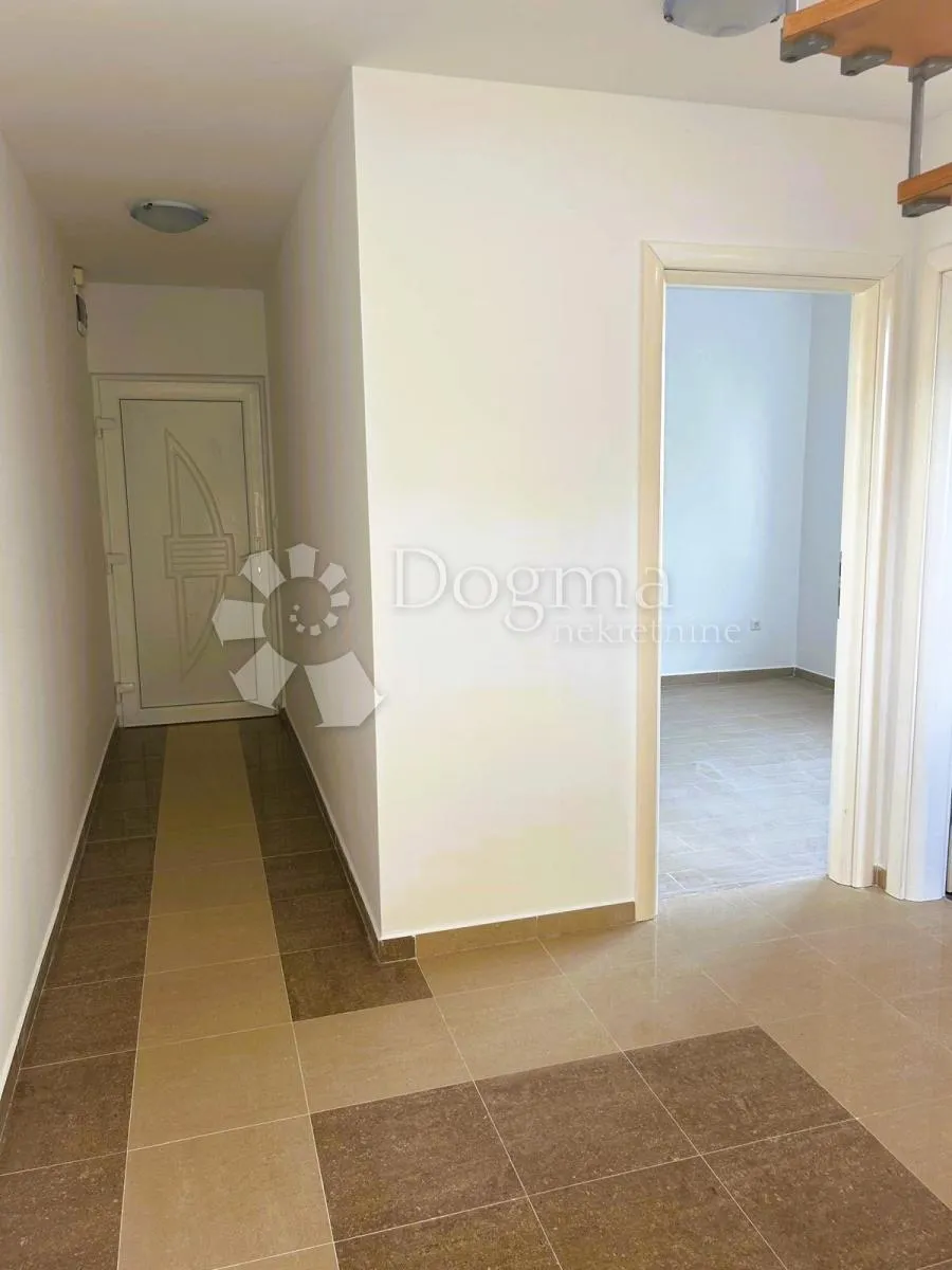 mir i more – apartman na dvije etaže - slika 26