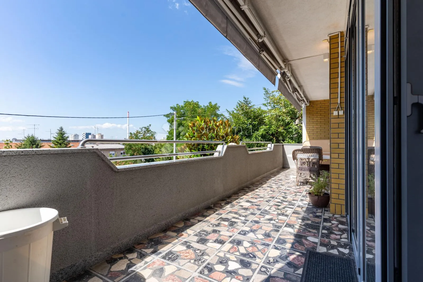 reprezentativan dvoetažni uredski prostor s panoramskim pogledom – pantovčak, 200 m² - slika 5