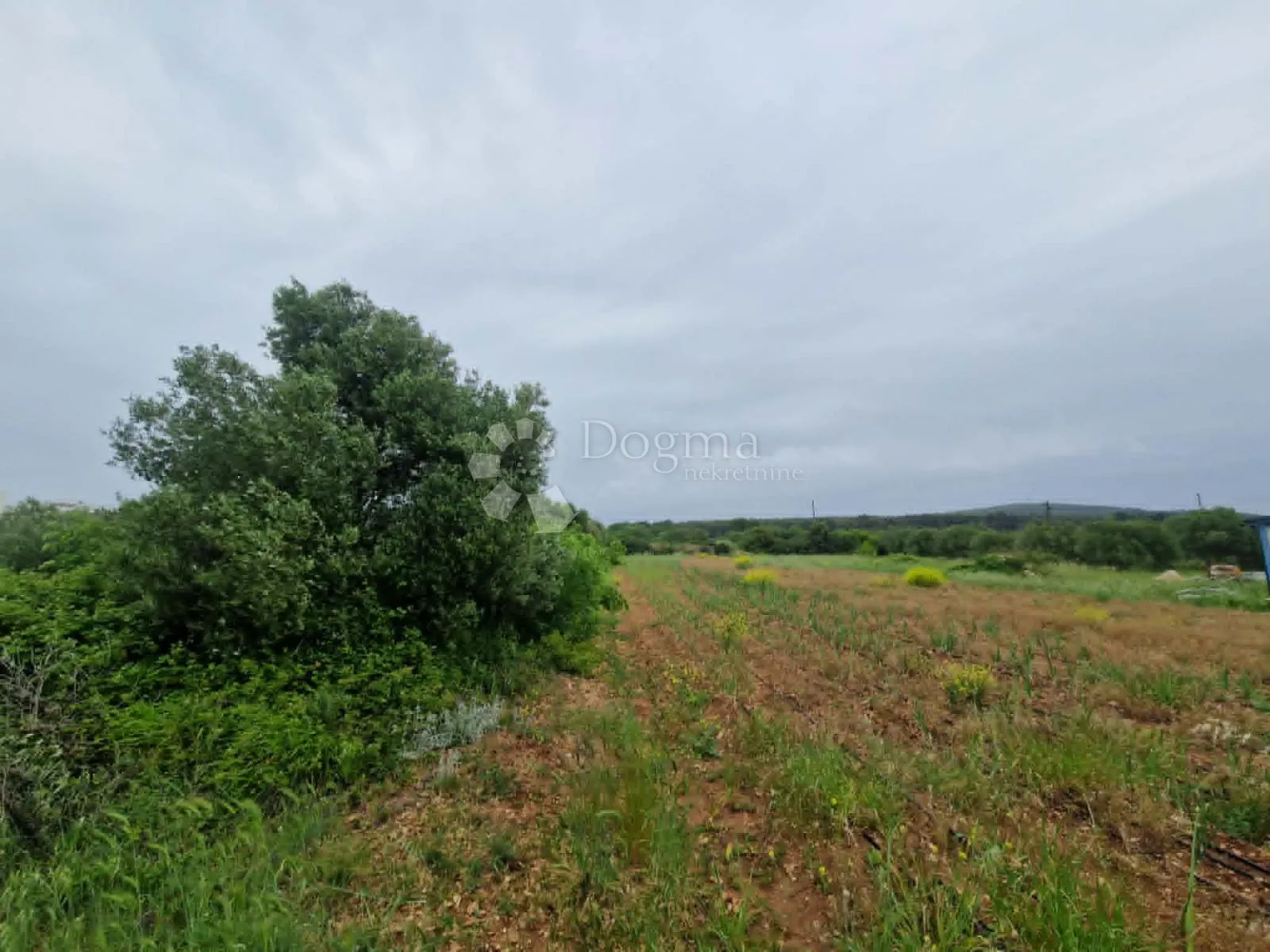 biograd/turanj - građevinsko zemljište 630 m2 - slika 8