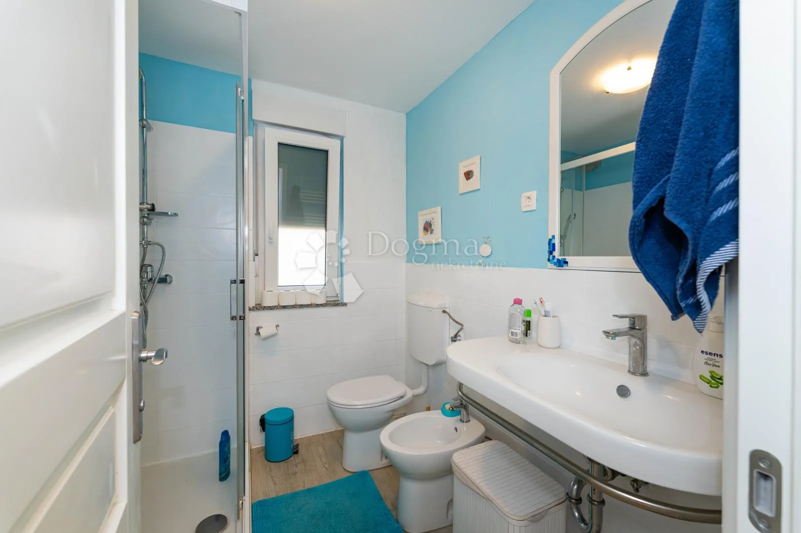 zaton-nin,luksuzna apartmanska kuća uz plažu,3 apartmana,pogled na more - slika 32
