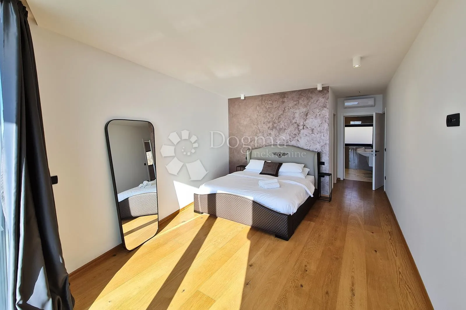 prekrasna villa u crikvenici - slika 16