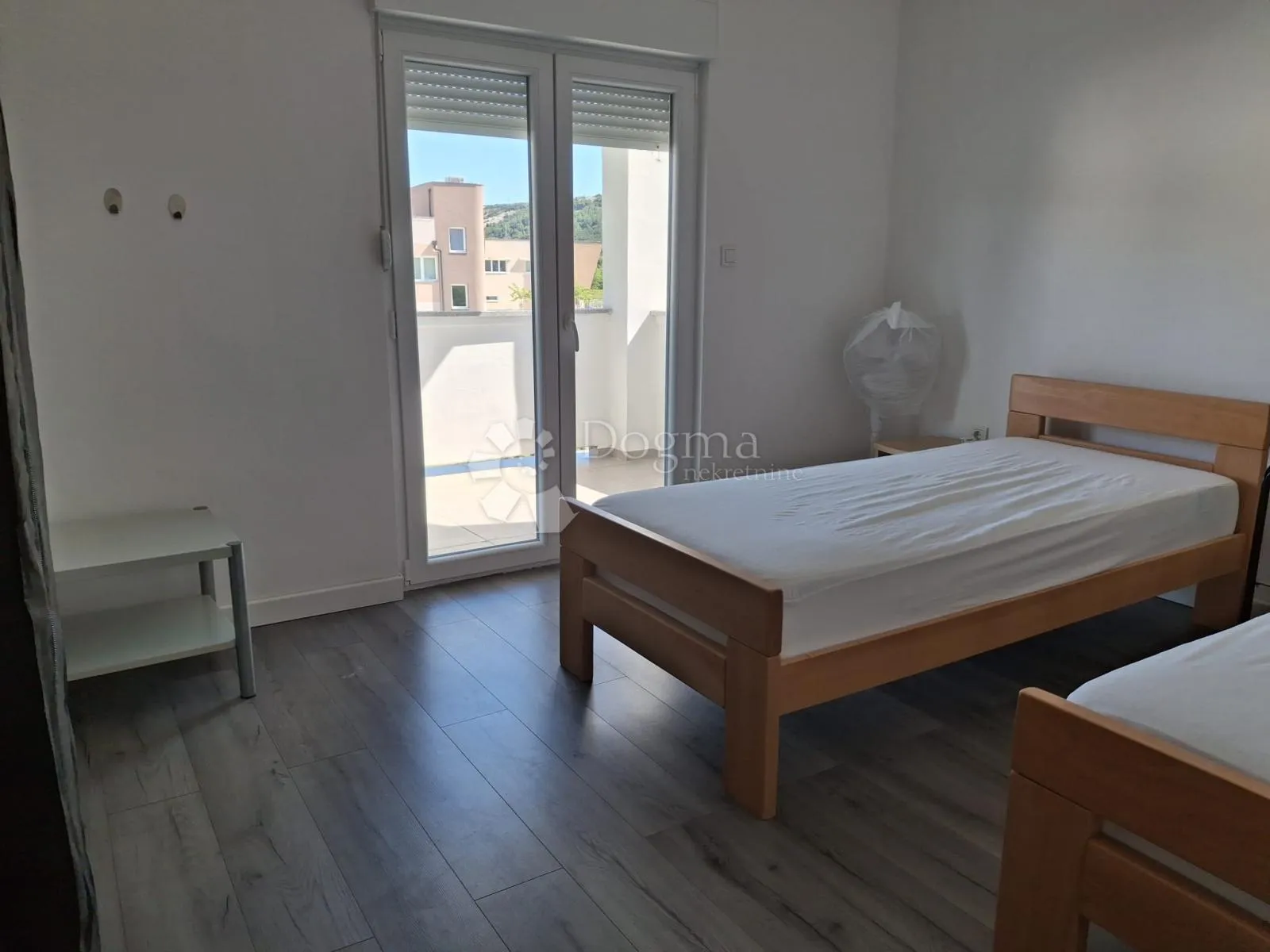 otok rab, lopar, kuća sa 3 apartmana 300 m od mora! - slika 21