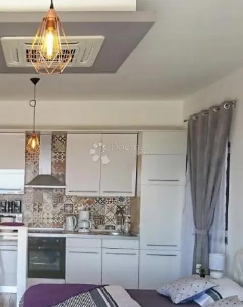 simpatičan studio apartman za najam - slika 3