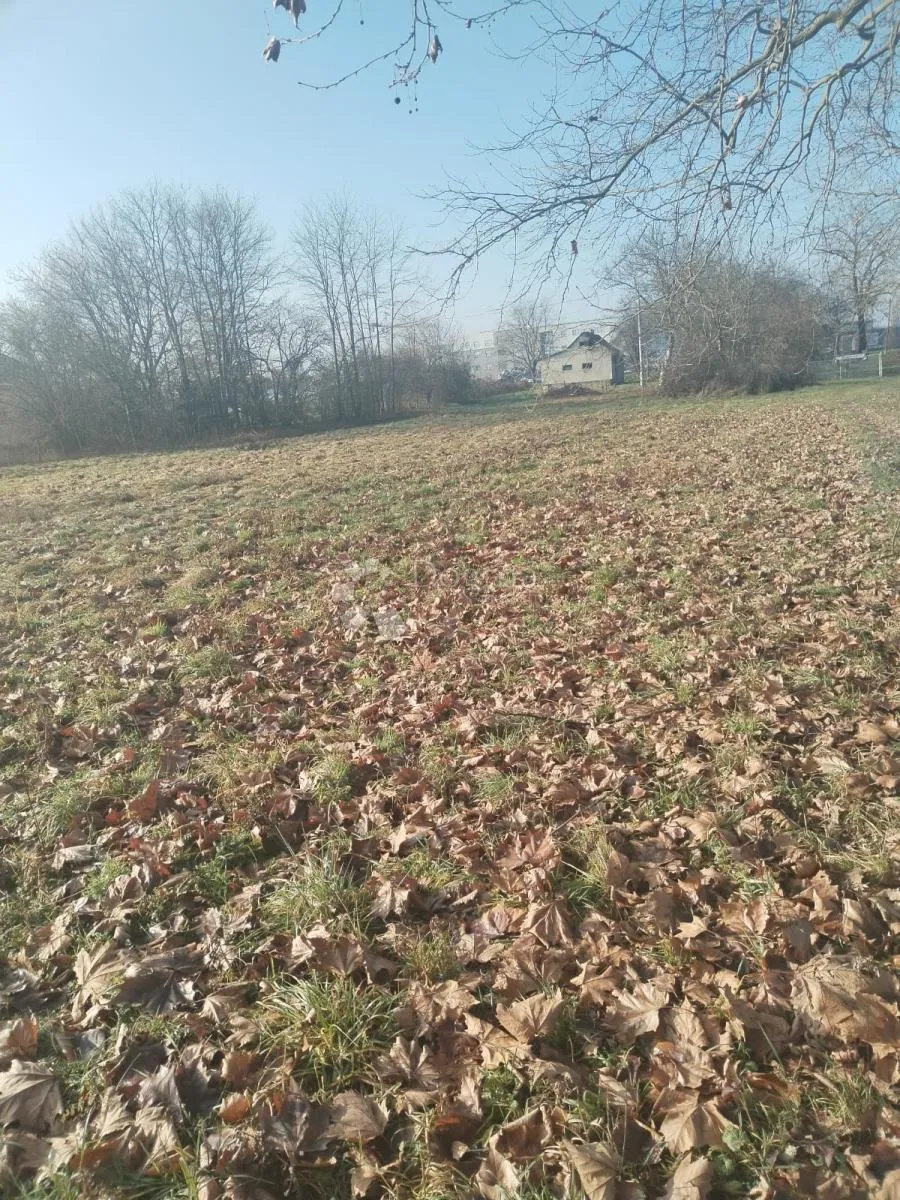 na prodaju građevinsko zemljište - slika 3