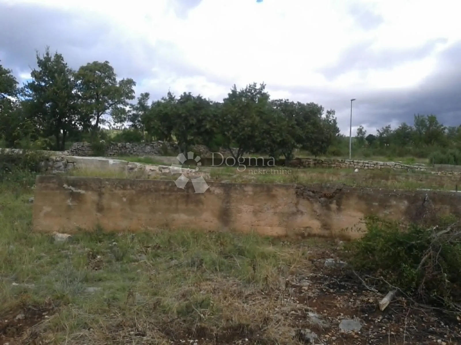 jasenice - maslenica - građevinsko zemljiše 400 m od mora - slika 4