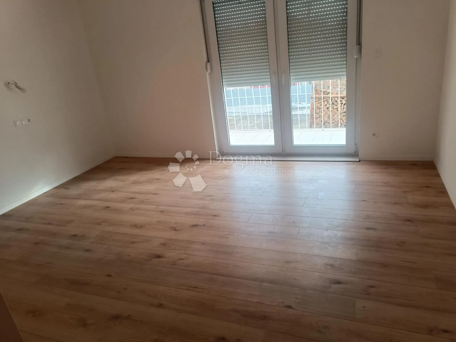 hitno! renoviran trosoban stan, split, visoka - slika 14