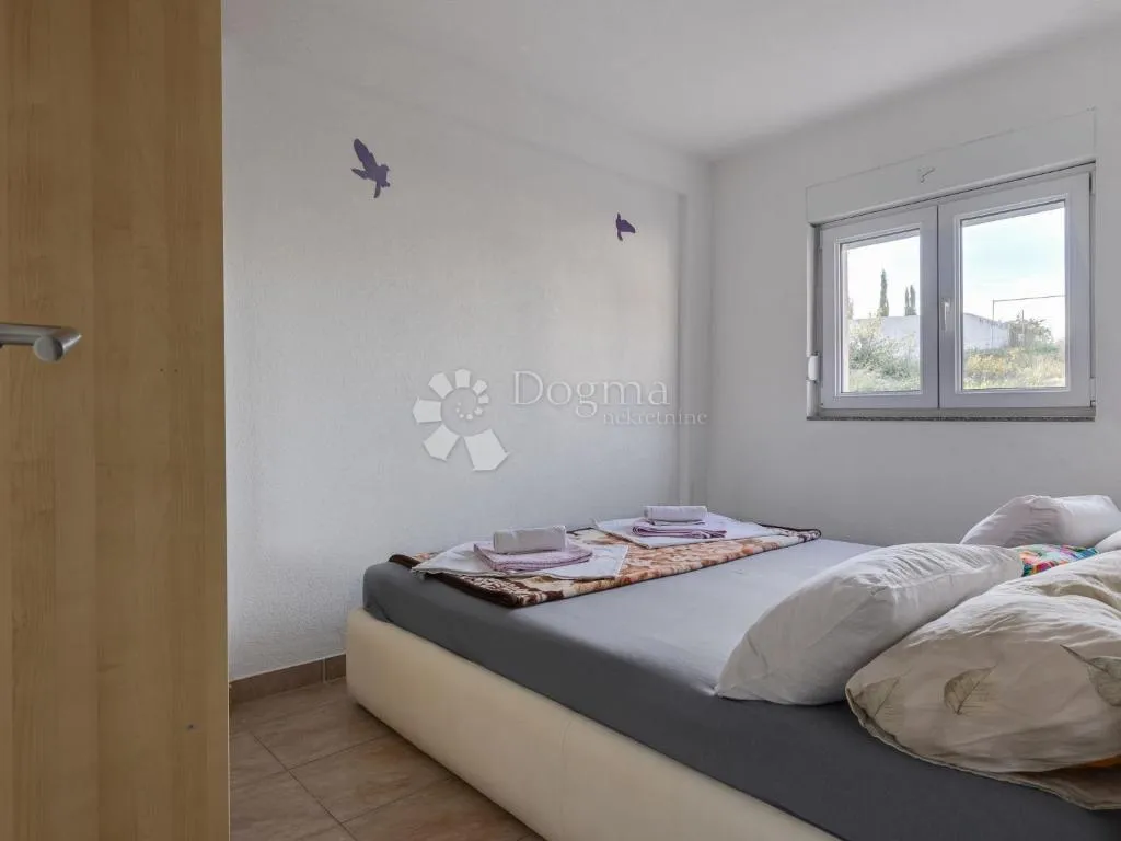 rogoznica – apartmanska kuća s 7 jedinica i velikim investicijskim potencijalom - slika 9