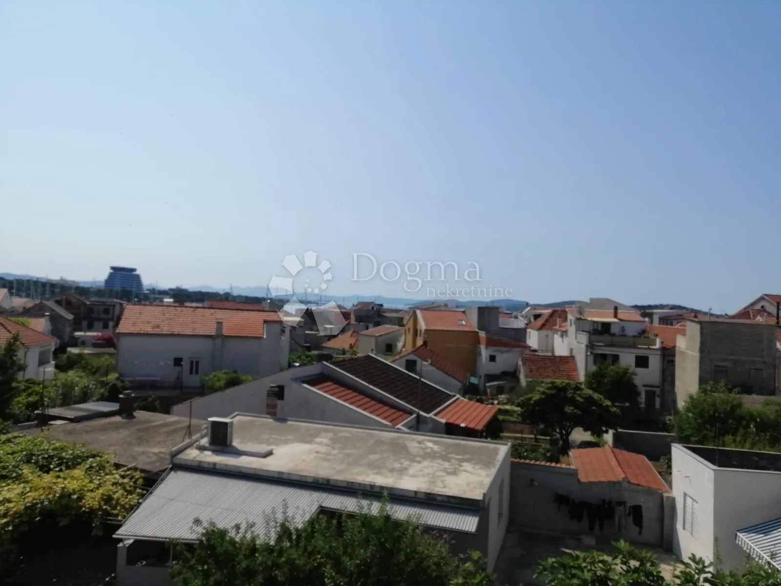 vodice, apartmanska kuća sa panoramskim pogledom na more - slika 23