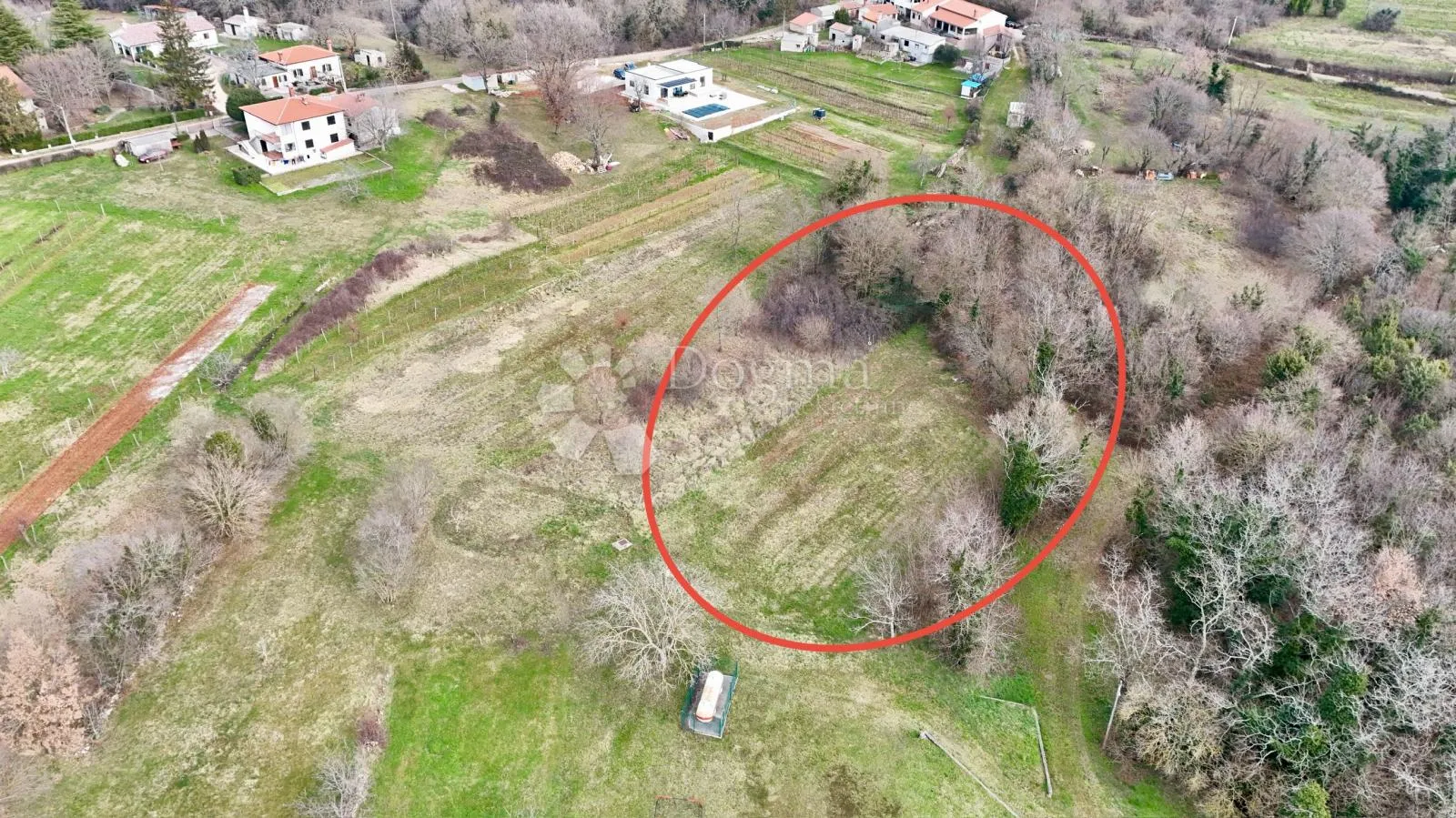 ekskluzivno! građevinsko zemljište u labinu! - slika 6