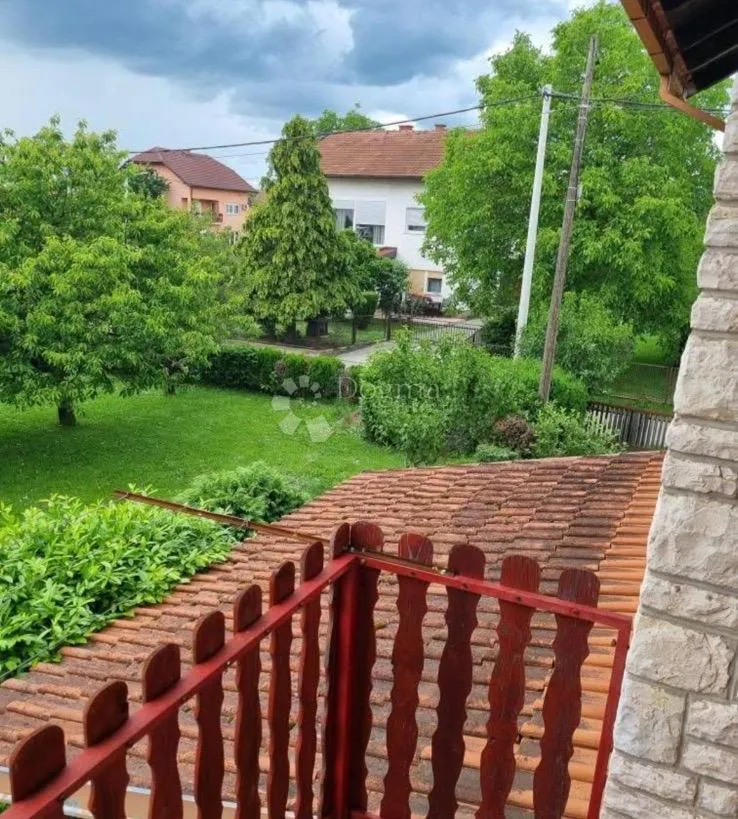 brckovljani 345 m2 + 978 m2 zemlje, obiteljska kuća - slika 4