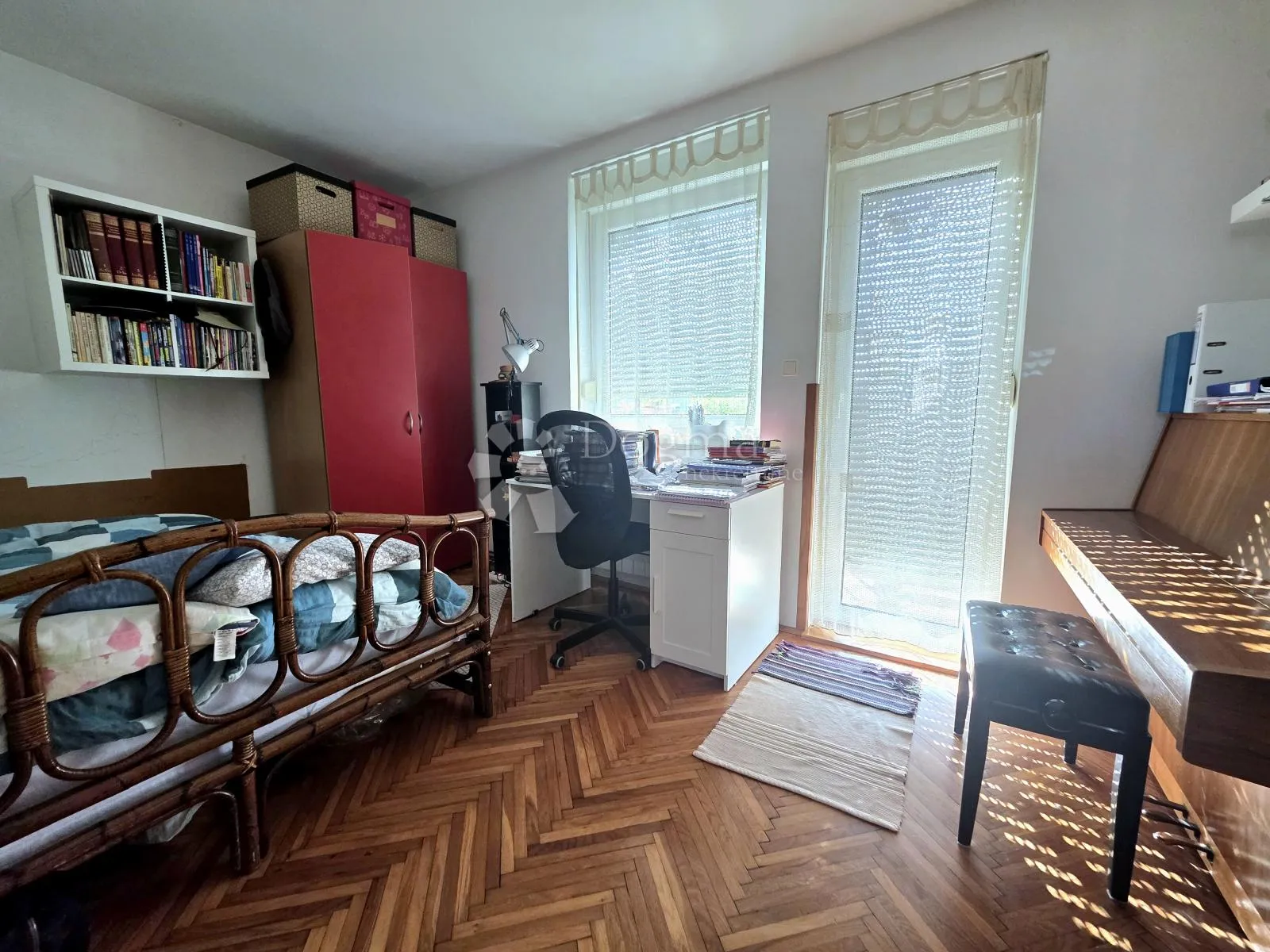 prodaja, stan, nkp 163m² s garažom i terasom, ivanić-grad, centar - slika 5