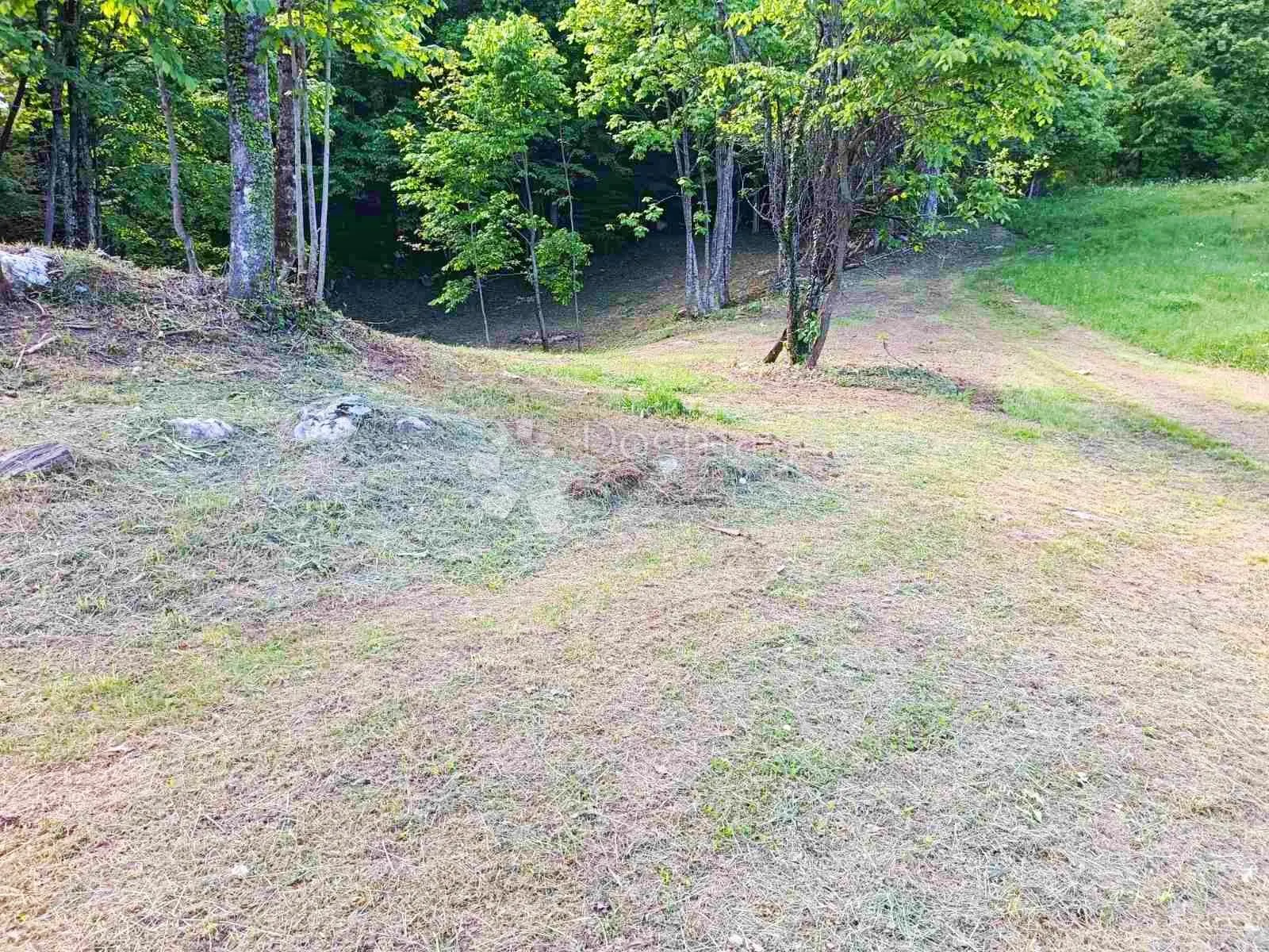 vrbovsko, zemljište u srcu prirode - slika 10