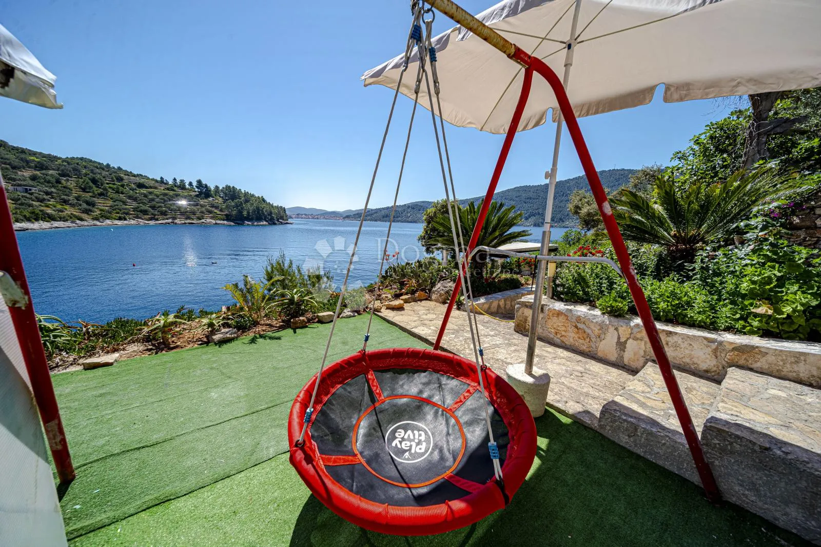 prvi red do mora: samoodrživa apartmanska vila s uhodanim poslovanjem – vela luka, korčula - slika 63