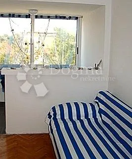 stan 65m2 -na 50m od mora-pag!!! - slika 5