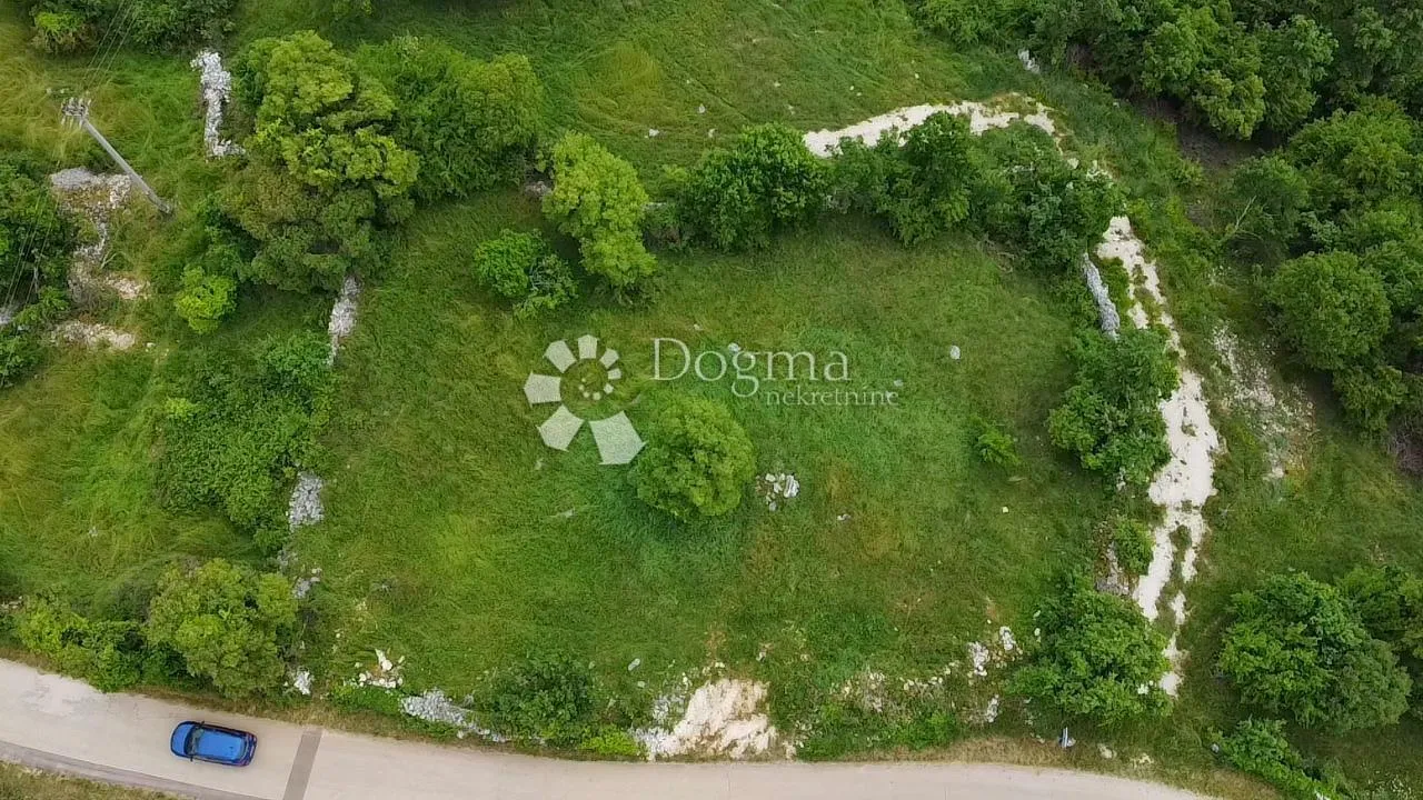 samo u ponudi dogme!! prizemnica sa bazenom - slika 12