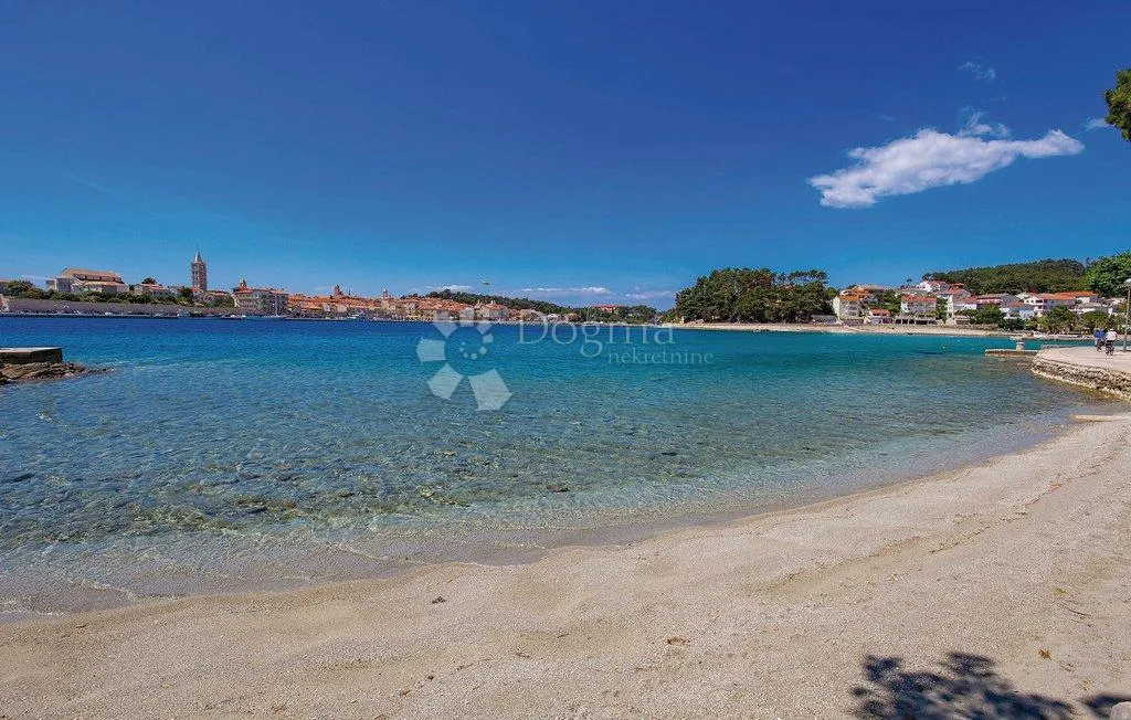banjol-dvojna mediteranska vila s pogledom na more i bazenima - slika 54