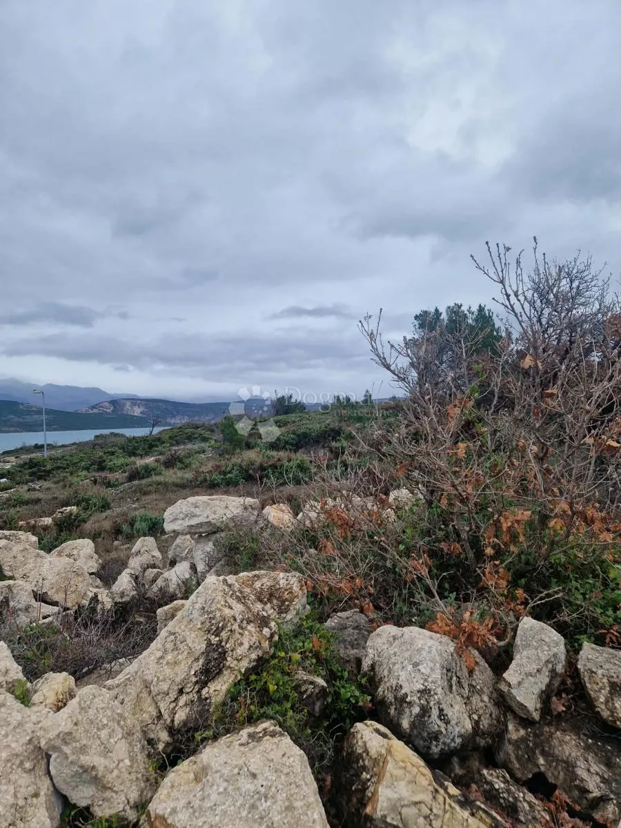 građevinsko zemljište uz more - novigrad - slika 12