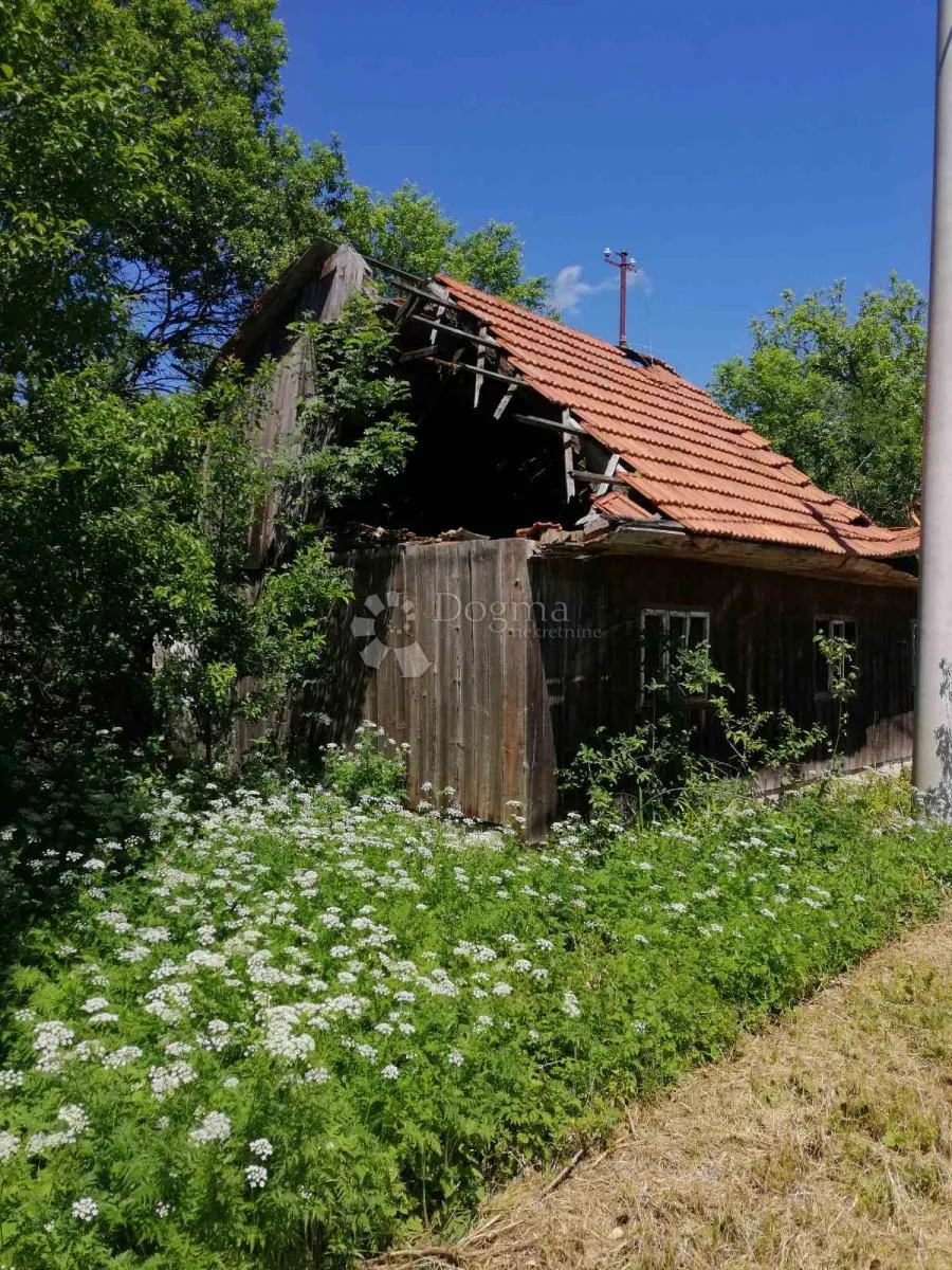 saborsko, starina za rušenje ili adaptaciju - slika 1