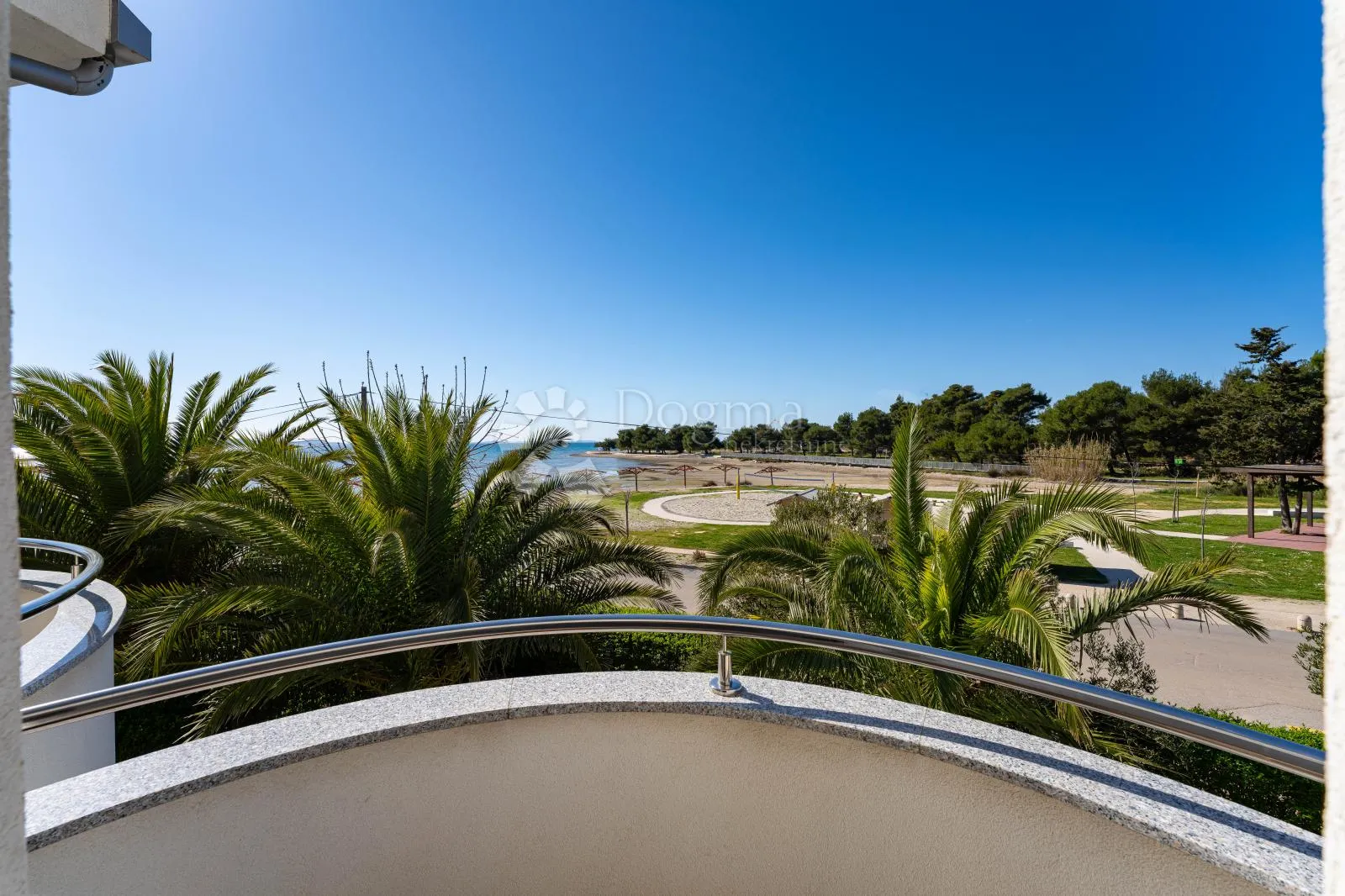 zaton-nin,luksuzna apartmanska kuća uz plažu,3 apartmana,pogled na more - slika 56