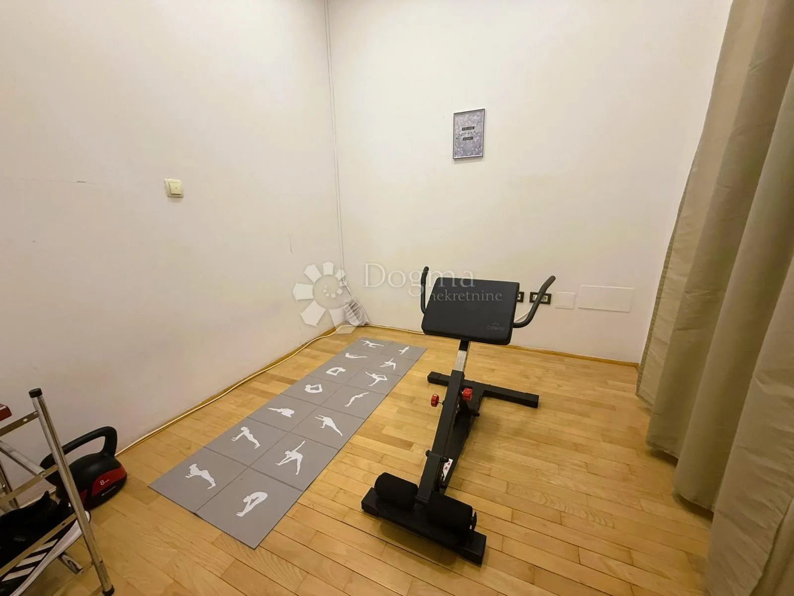 top prilika po sniženoj cijeni - cijeli kat, 145 m², privatni ulaz i parking - slika 11
