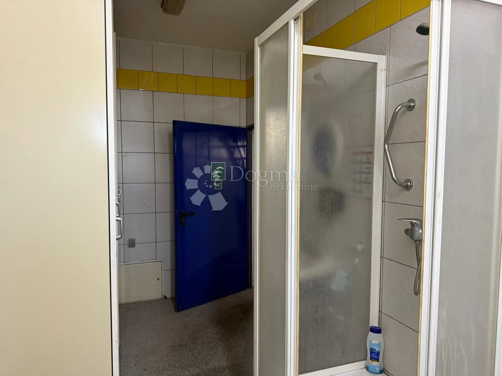 servisni i uredski objekt na odličnoj lokaciji! - slika 10