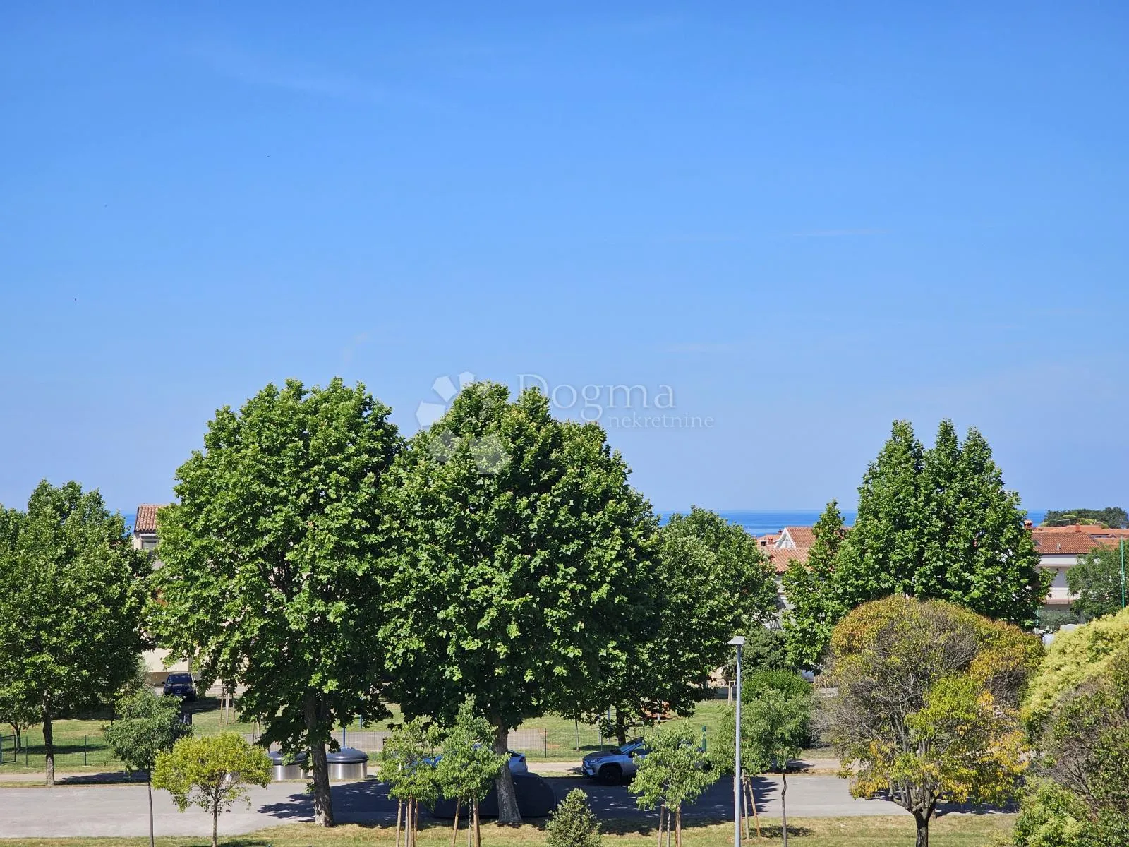 2ss+db, pogled more, centar - slika 11